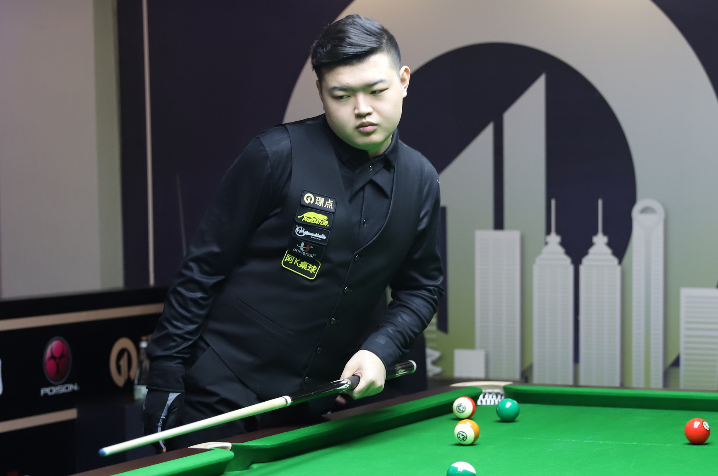 他必须在赛 他必须在赛