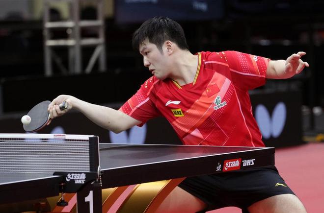 场上表现得 场上表现得