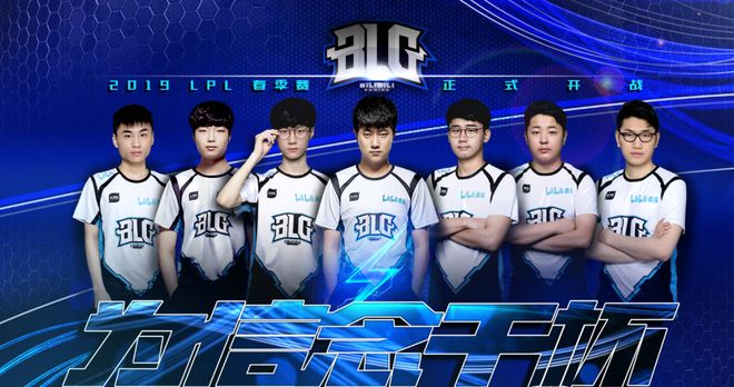 库里身边似 库里身边似