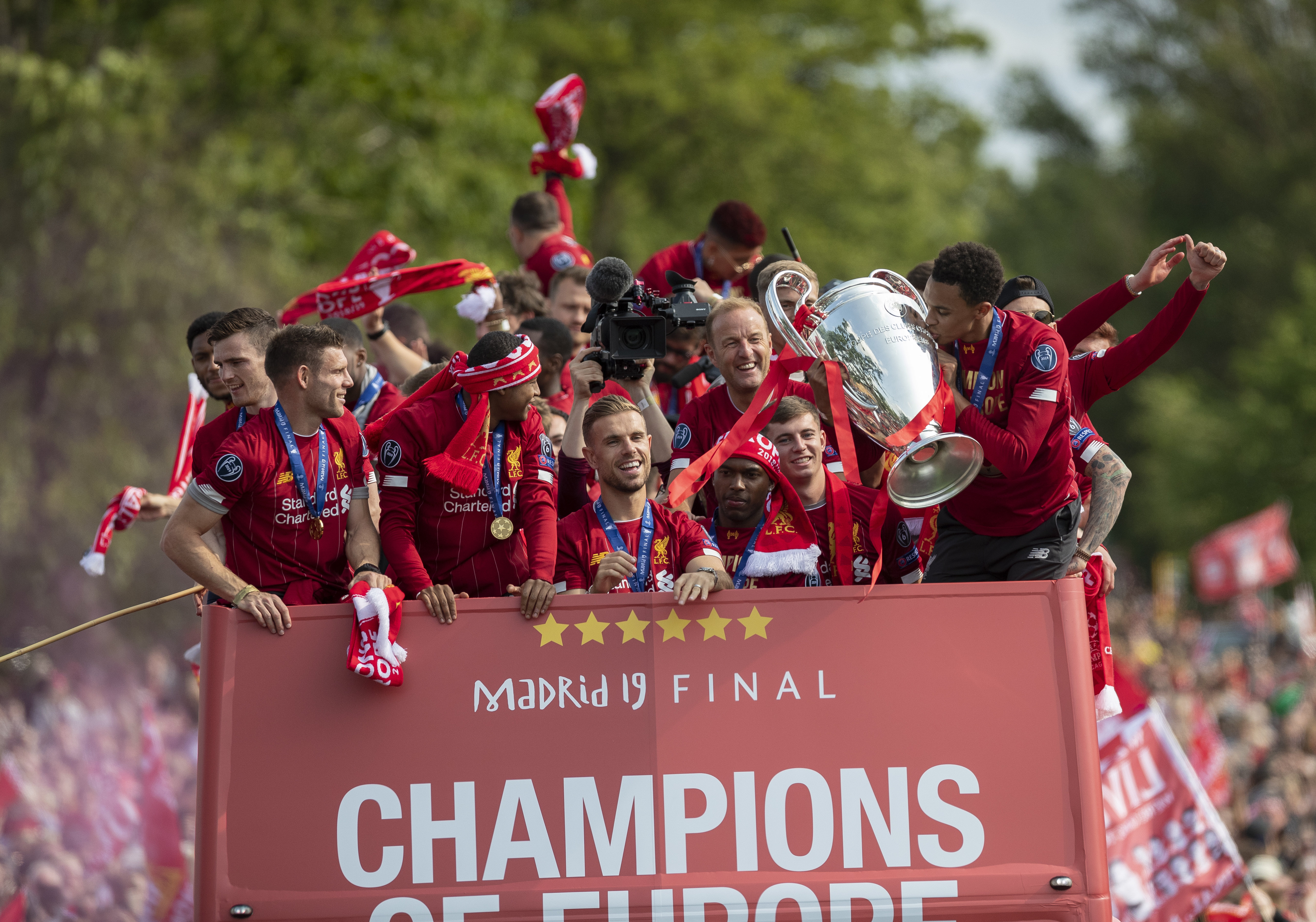 重甲守卫 重甲守卫